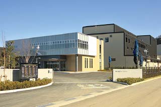 High-Efficiency Waste Incineration Power Generator (Kofu Kyoto Clean Center)