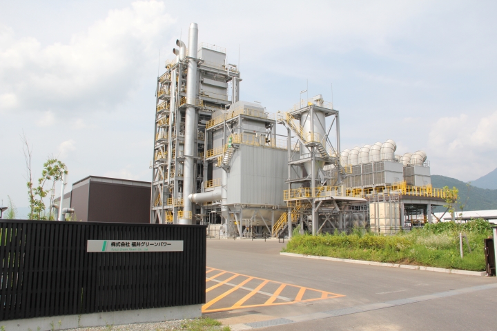 A biomass power plant run by Fukui Green Power Co., Ltd.